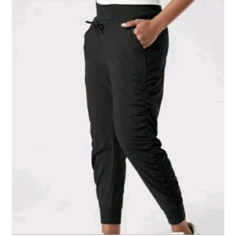 Athleta Attitude Lined Jogger Pants Womens size 2 Black Ruched Leg Pockets Yoga